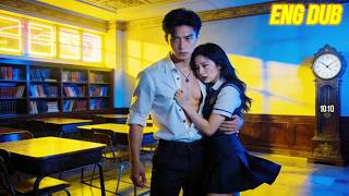 She died in his arms but woke up in high school to chase her hero again!【Saved by My Deskmate】 screenshot 1