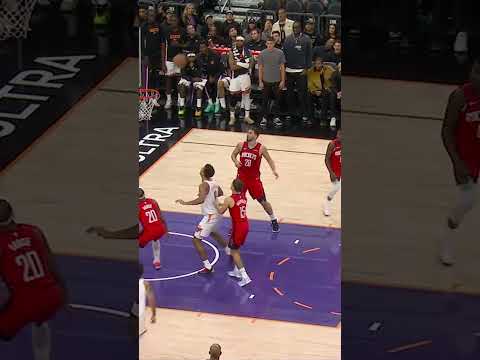 Dillon crossing and spinning through the defense #shorts | Phoenix Suns
