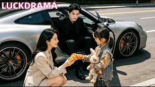 窮女孩把所有錢給路邊撿垃圾吃的3歲萌寶吃飯，誰知她竟是萬億總裁的女兒，隔天總裁帶著百億聘禮上門，把女孩娶回家做豪門太太！#一口氣看完 #甜寵 #CEO #虐戀 #處子血 #處女 #初夜#曾輝 screenshot 5