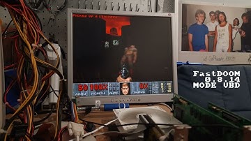 FastDOOM 0.8.14 VS Ultimate DOOM 1.9