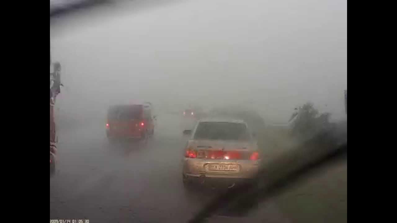 Ливень на трассе