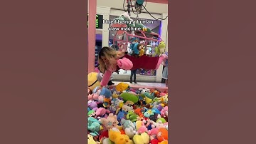 Thumbnail of I’m a human claw machine 😱 #toys #game #fun