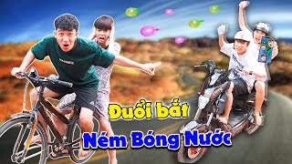 Thử Thách Đuổi Bắt Ném Bóng Bay Nước | Anh Tóc Xoăn