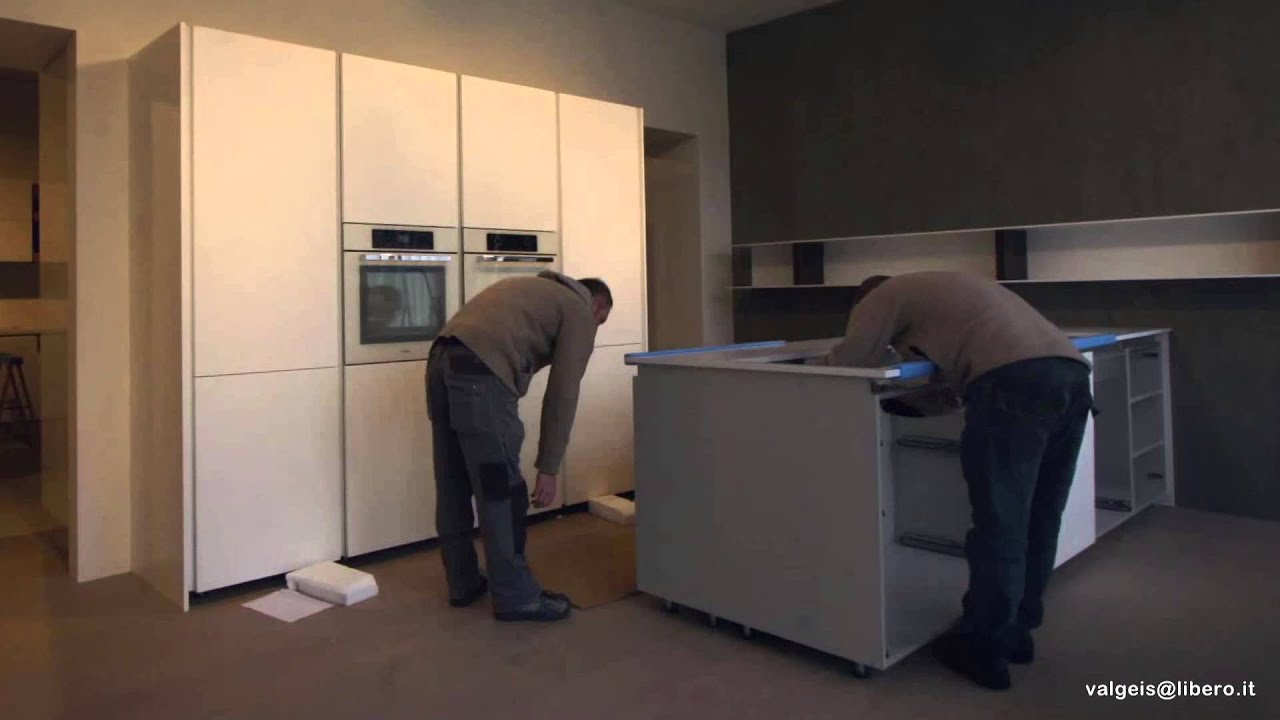 Montaggio di una cucina valgeis youtube Ikea montaggio cucina