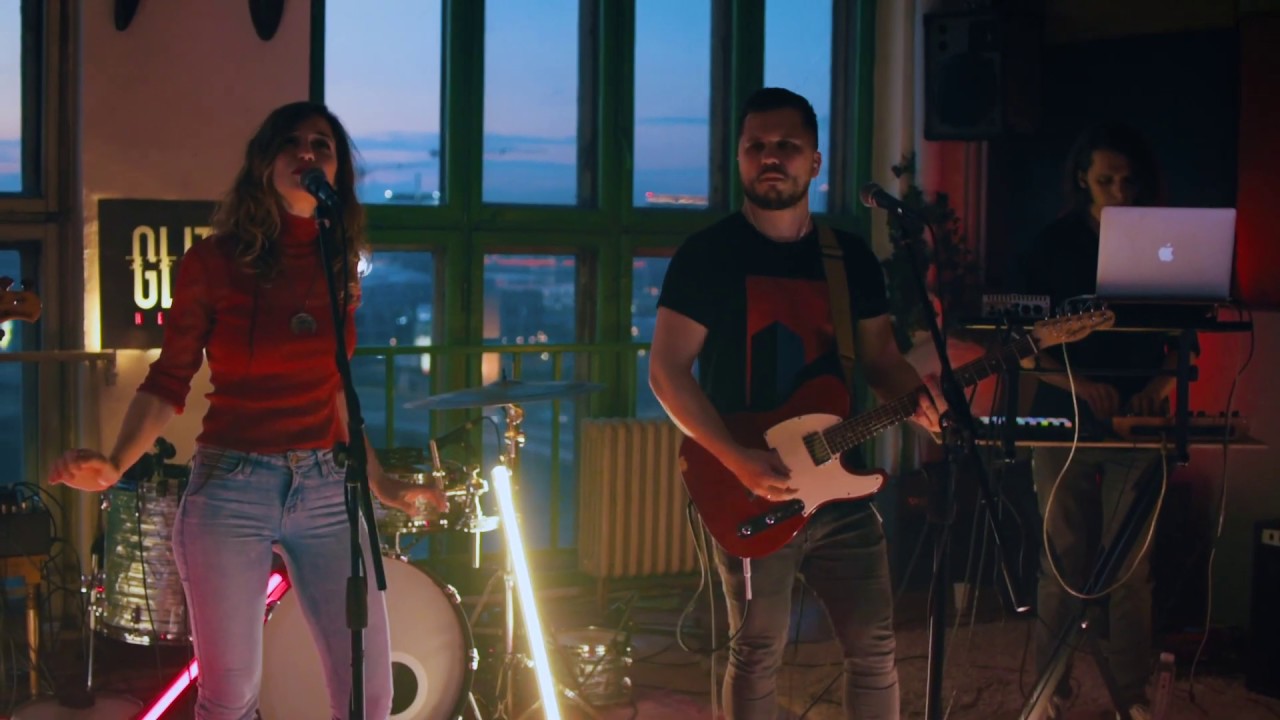 Ver Weird Fishes - Safe :: GLITCH Sessions en YouTube Ver Weird Fishes - Safe :: GLITCH Sessions en YouTube