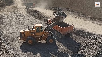 Vlog Today | The Wheel Loader Goes To Load The Stone Into The Truck