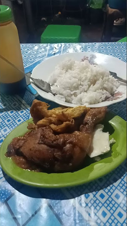 Story Di Warung Penyet Pinggir Jalan