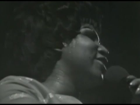 Aretha Franklin - Love The One You're With - 3/5/1971 - Fillmore West (Official)