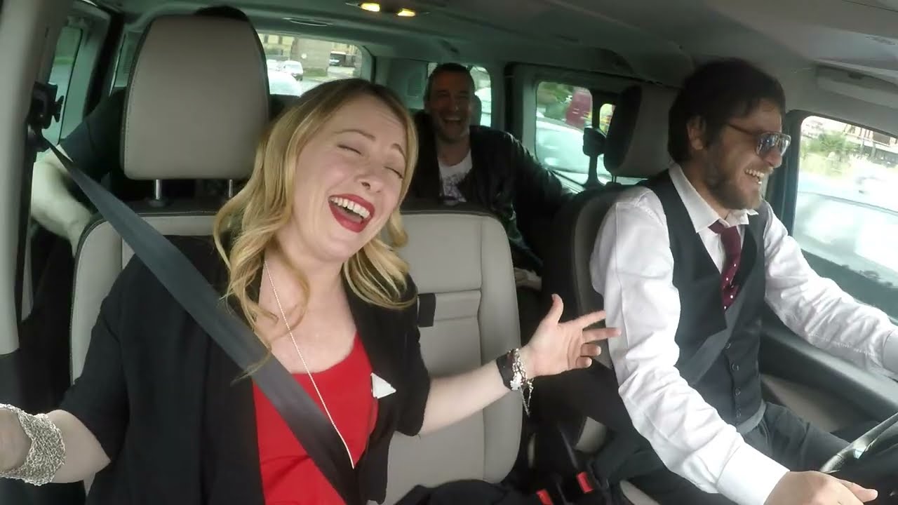 IL "CANTIDOGLIO": INTERVISTA CANTATA DI GIORGIA MELONI CON l'ORCHESTRACCIA