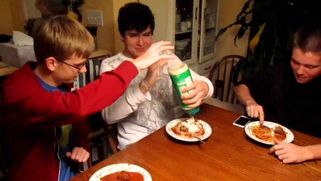 Feeding the Teenagers Spaghetti and Meatballs! | SpaghettiSauceAndMeatballs.Com