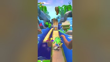 How to defeat Nitro Thorn Thing in Upstream on Crash Bandicoot: On the Run!