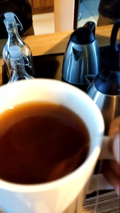 Cara minum teh biar tetep estetik 😂