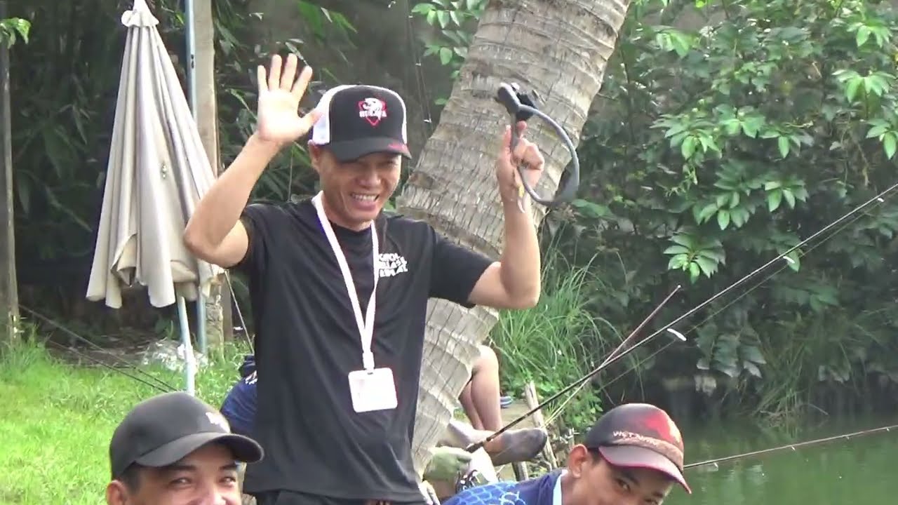 Anh em họp mặt lên cá liên tục ở giải câu lure Dinamic Monster Lure