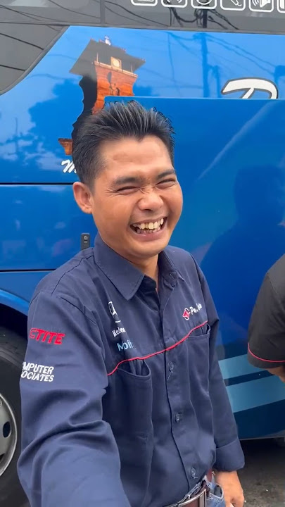 Selalu full senyum manis bang manaf driver Viral bus Haryanto ❤️#shotsviral #poharyanto
