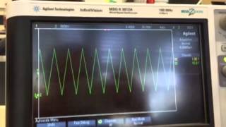 Triangle wave 20 ms period, 0 to 2 V