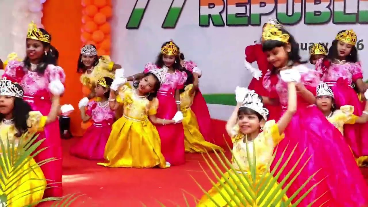 Welcome Dance by cute princesses  of Islamiah 