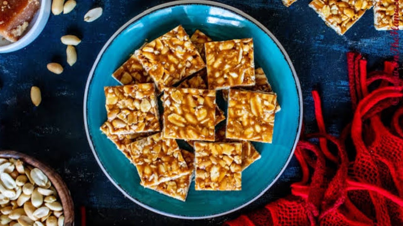 Peanut ki gur wali chikki Recipe , jaggery chikki Recipe, winter special Recipe.
