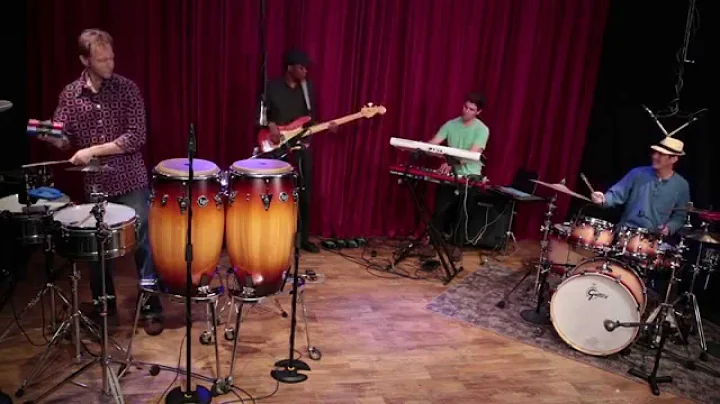 Doug Hinrichs featuring Funk Faucet: Escape Artist