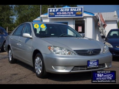 2006-toyota-camry-le-sedan