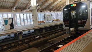 新潟駅 E129系、GV-E400入線