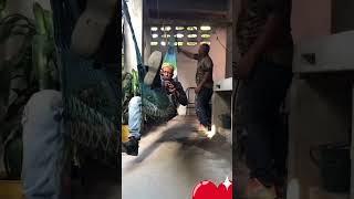 por estar viendo chica mala
