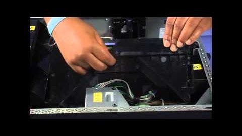 IBM System x 3300 M4 Installing the Air Baffle