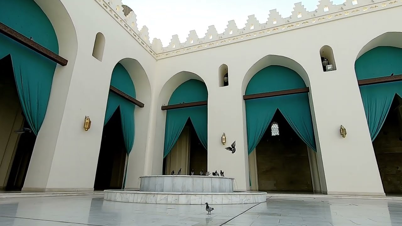 Glimpses of Al-Hakim Masjid (Mosque) in Cairo, Egypt