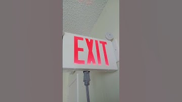 Testing the exit sign combo in Exit sign 250S house
