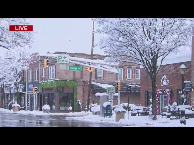 Snowstorm Wallops Nj With At Least A Foot Of Snow