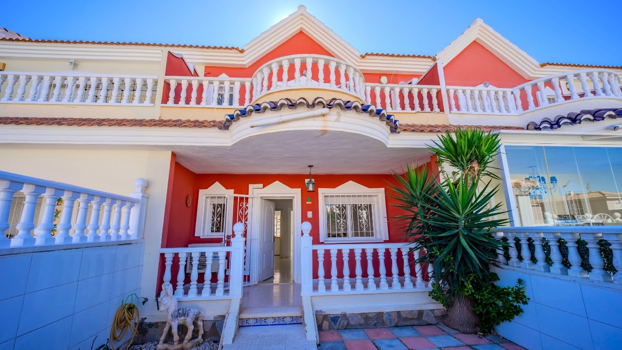 🔥 BARGAIN PROPERTY IN MONTE AZUL, CIUDAD QUESADA – 3 BEDROOM LOLA-STYLE HOME! 🔥 €159,950 🌴