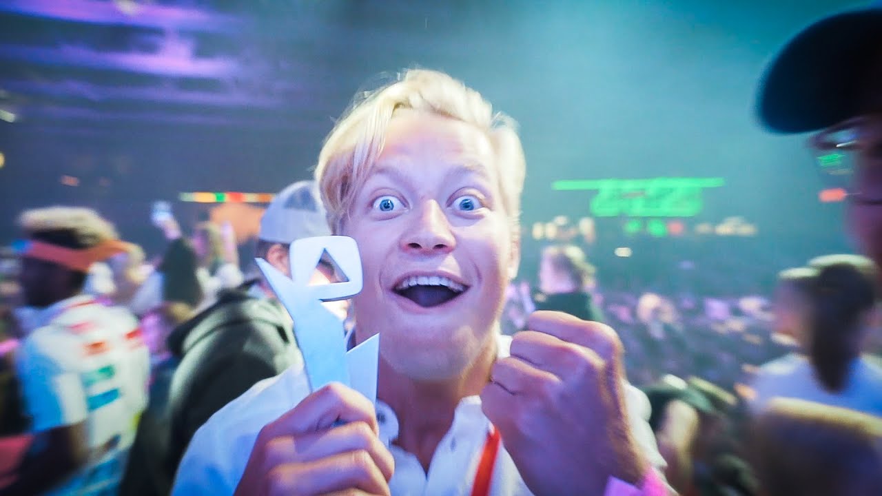 VOITETTIIN PALKINTO TUBECONISSA! 🏆