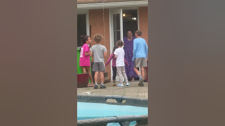 Kids Surprising Their Next Door Neighbor on Her Birthday || ViralHog