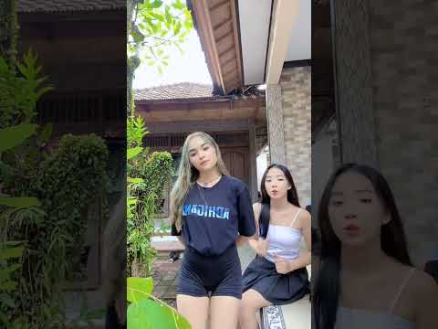 #viral #trending #fyp #cantik #goyang #shorts #tiktok #tiktok2021 #tiktokcompilation