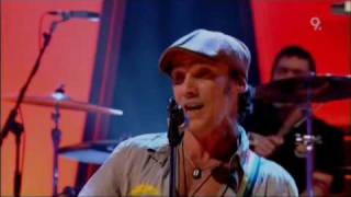 Video thumbnail of "Manu Chao - El Clandestino (Live Jools Holland 2007).avi"