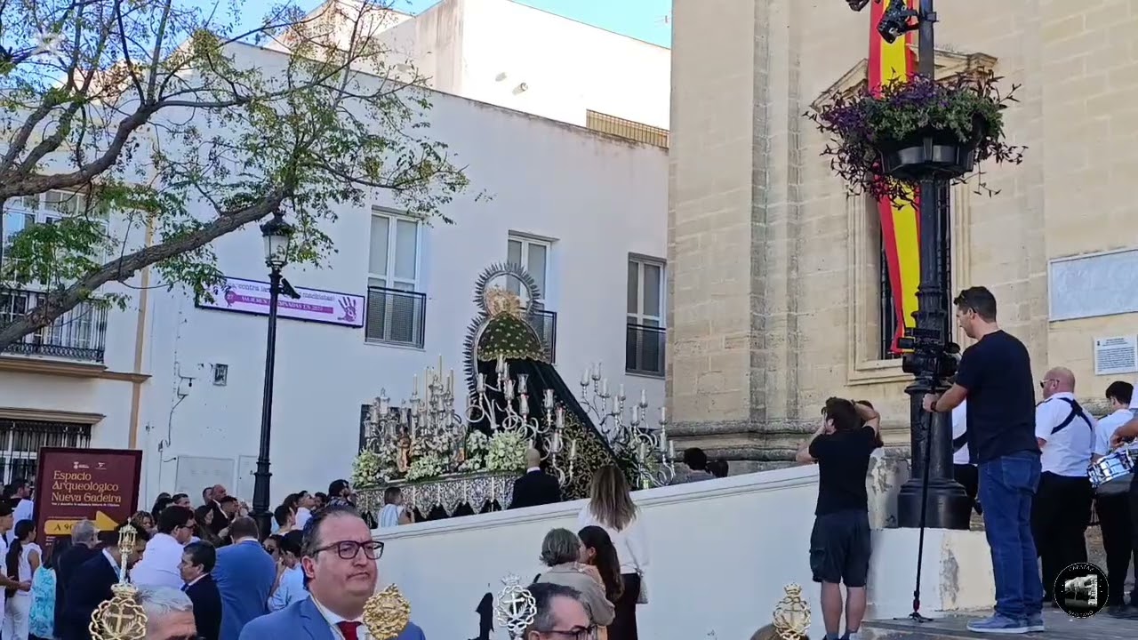 Salida extraordinaria virgen de la lágrimas y esperanza Chiclana 2025