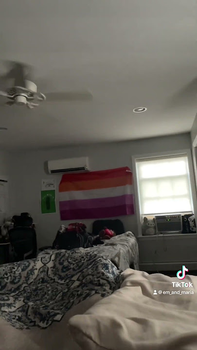 Waking up is never easy🌅#gay #lesbian #morning #sunrise #lesbiancouple #wlw #wlwcouple #wakeup
