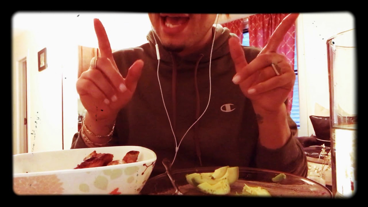 Eating asmr sounds: turkey wings