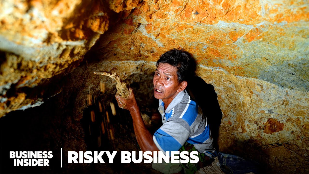 Why Hunting For 20 Million Year Old Petrified Wood Is So Dangerous In Indonesia  Risky Business