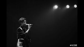 Elvis Wang 王晰 - Let Her Land In Your Arms  让她降落