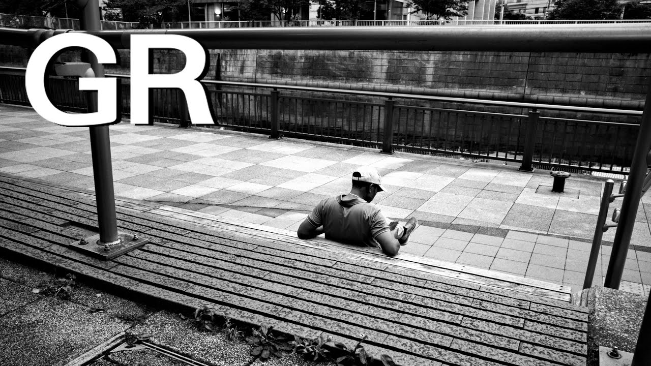 RICOH GRiii (GR3) - 光と影で魅せる白黒写真 | Photos Journal ep.164