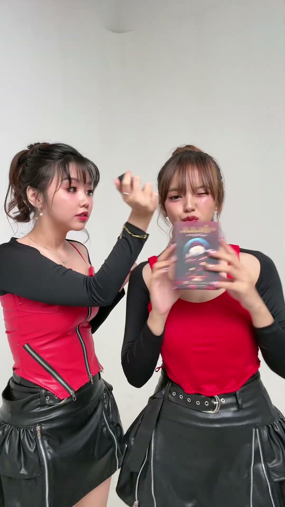 COBAIN ULALALA HARI INI SPECIAL DI LIVE!!