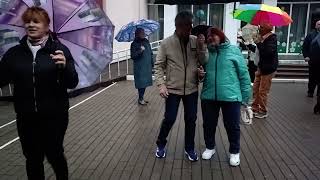 картинка: Я дарю ей розы...... 28.09.25 Гомель парк Луначарского 🥰💫