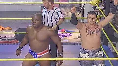 Jamie Dundee & Kory Williams vs The Regulators - M...