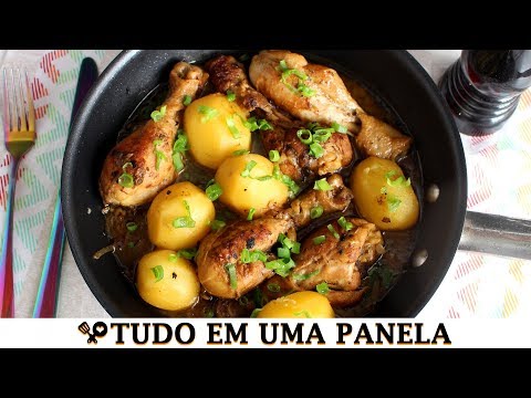 Vídeo: Como Cozinhar Frango Assado Em Uma Frigideira