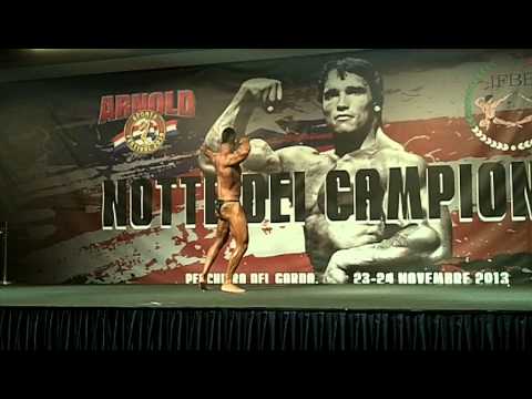 NOC 2013 - ROUTINE DI MICHAEL TIRAORO CAT. CLASSIC OLTRE I 175 CM - YouTube