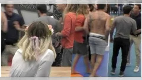 Insulti brutali, frasi sessiste, "dove la mordi?". GF, il disastro: clamorosa rissa in casa. Viene