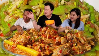 MASAKIN MAKANAN KESUKAAN ISTRI,,CEKER PEDAS