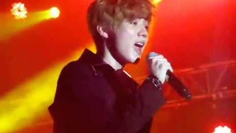 [fancam] 121211 EXO-M @ Asia Super Showcase - What Is Love (Luhan Focus)