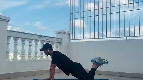 Push-up ( Hít đất bằng đầu gối)