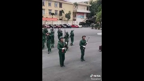 Mãn nhãn với màn múa súng của đoàn nghi lễ QDNDVN
